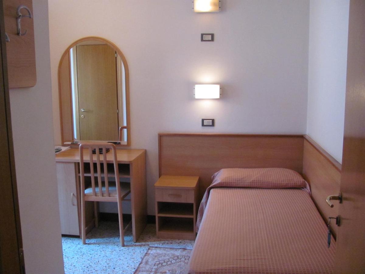 Albergo Moretti Senigallia Dış mekan fotoğraf