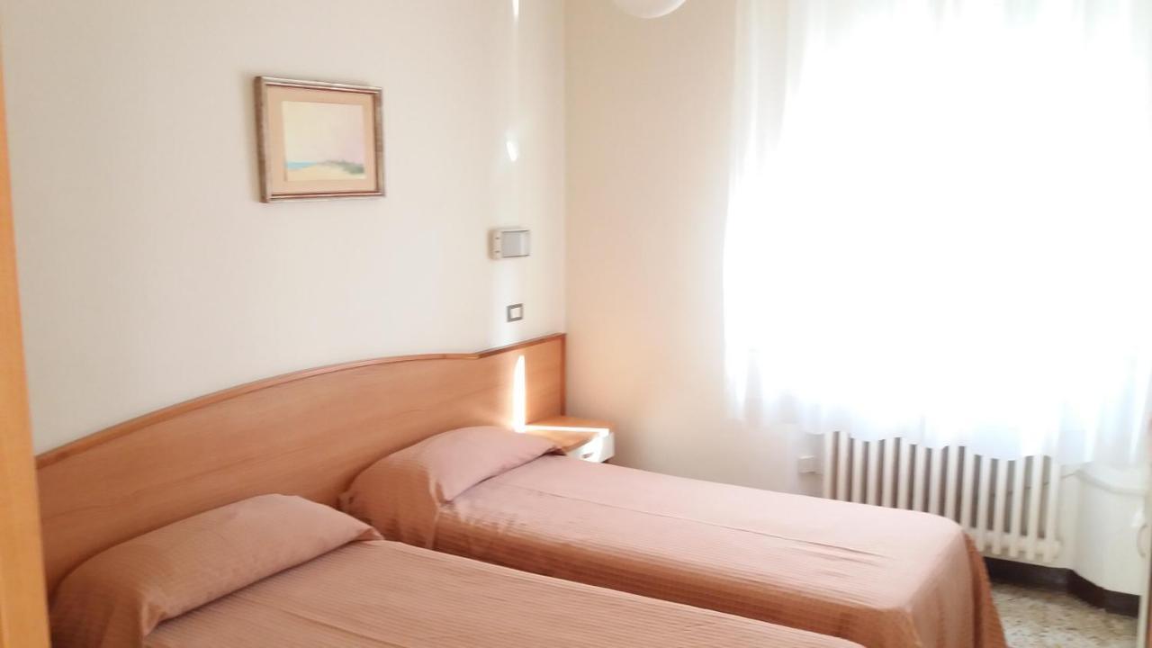 Albergo Moretti Senigallia Dış mekan fotoğraf