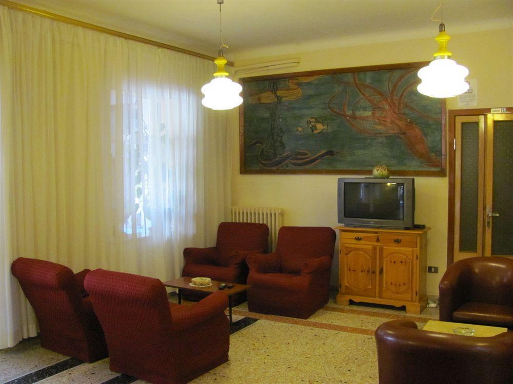 Albergo Moretti Senigallia Dış mekan fotoğraf